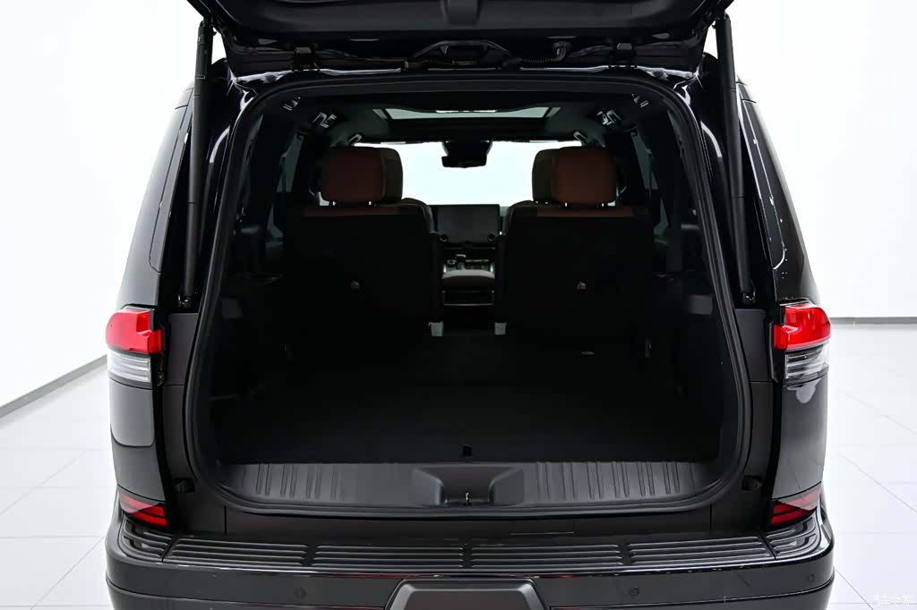 Lexus GX, 2025 35