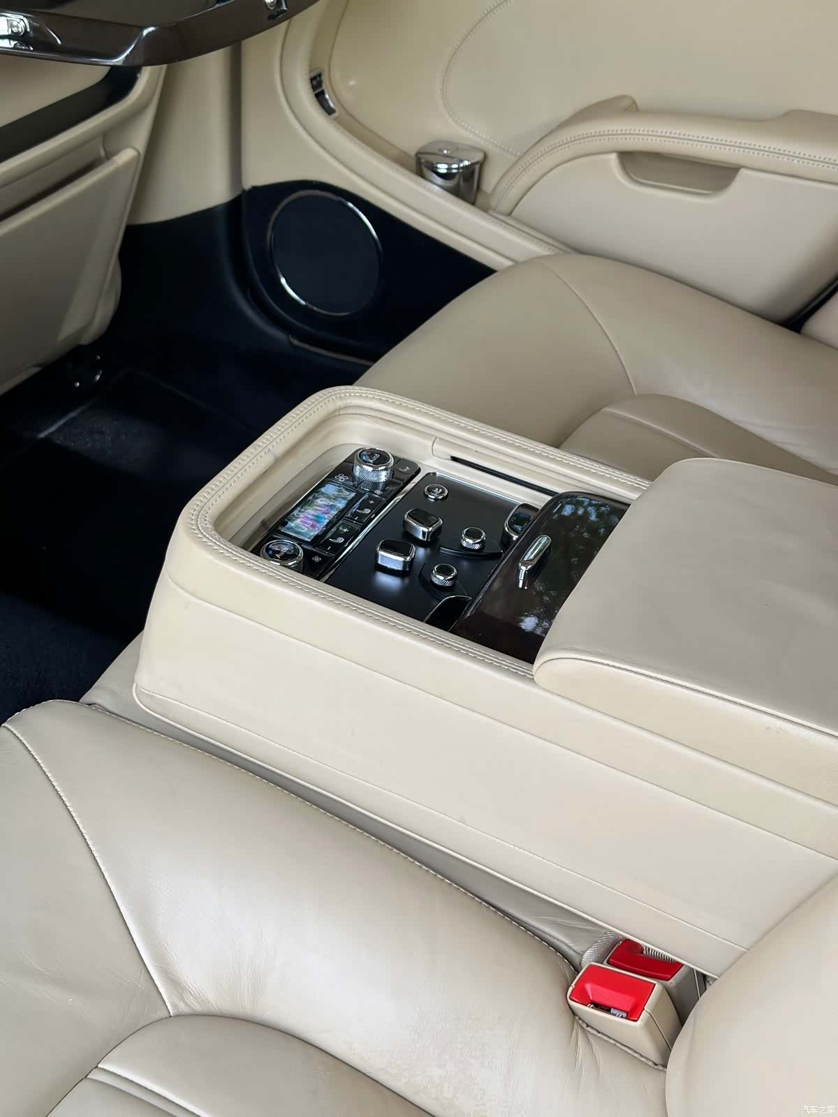 Bentley Mulsanne, 2016 17