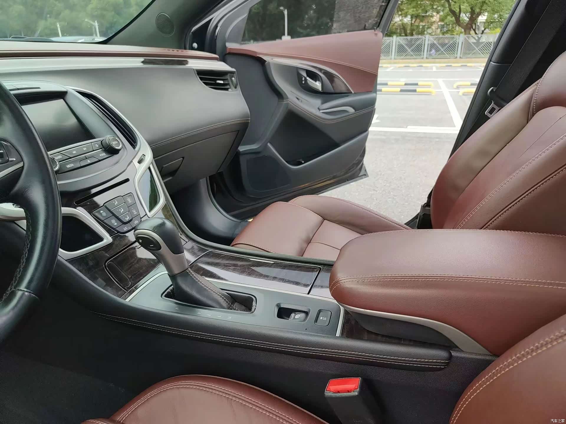 Buick LaCrosse, 2015 13