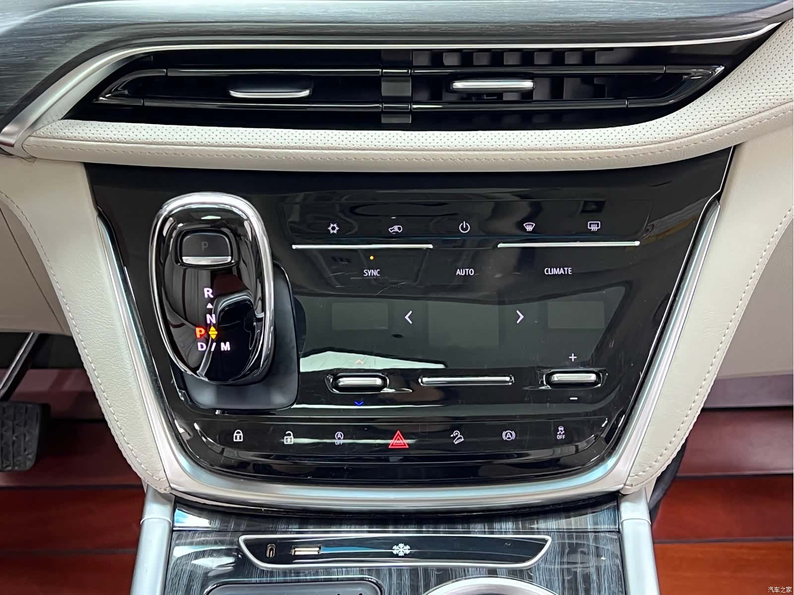 Buick GL8, 2022 28