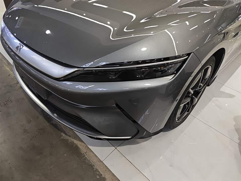 BYD Han