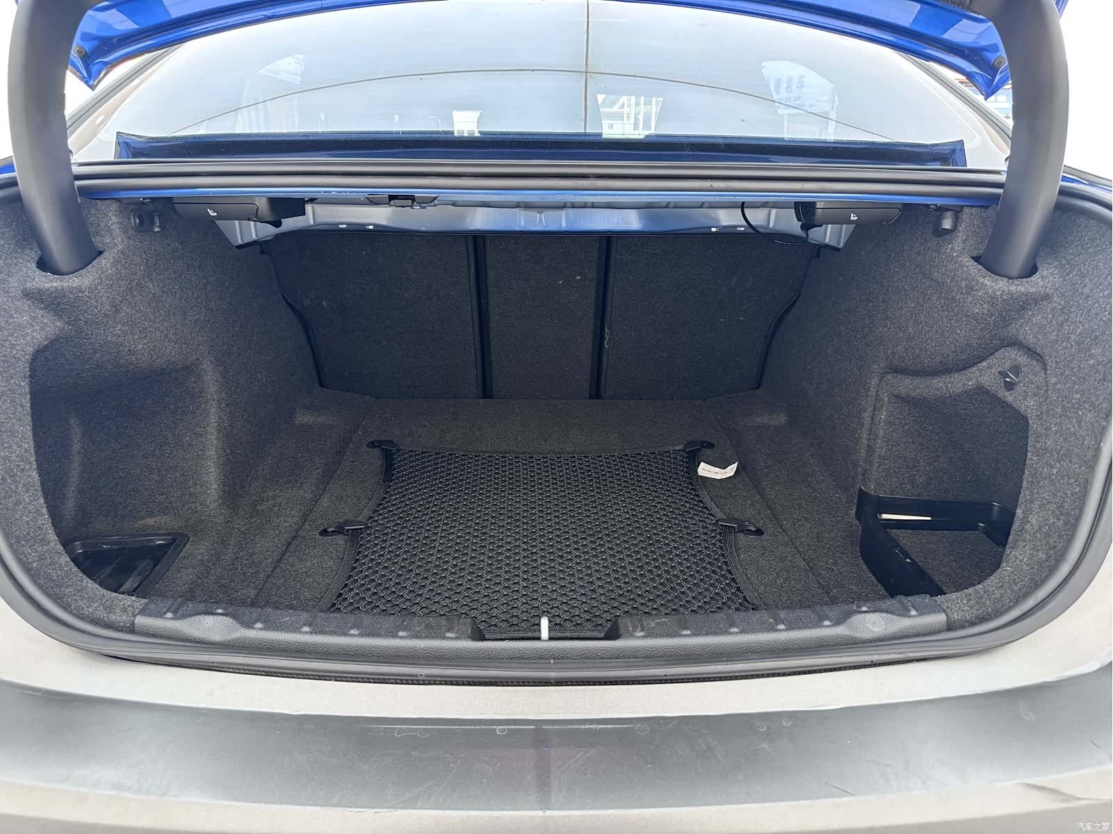 BMW 3 Series, 2018 11