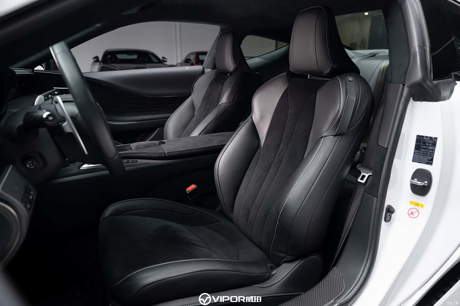 Lexus LC, 2018 14