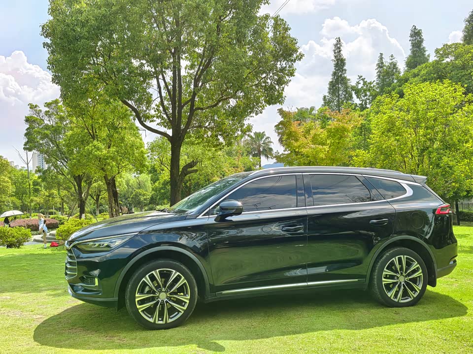 BYD Tang