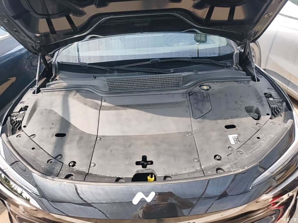 NIO L60, 2024 16