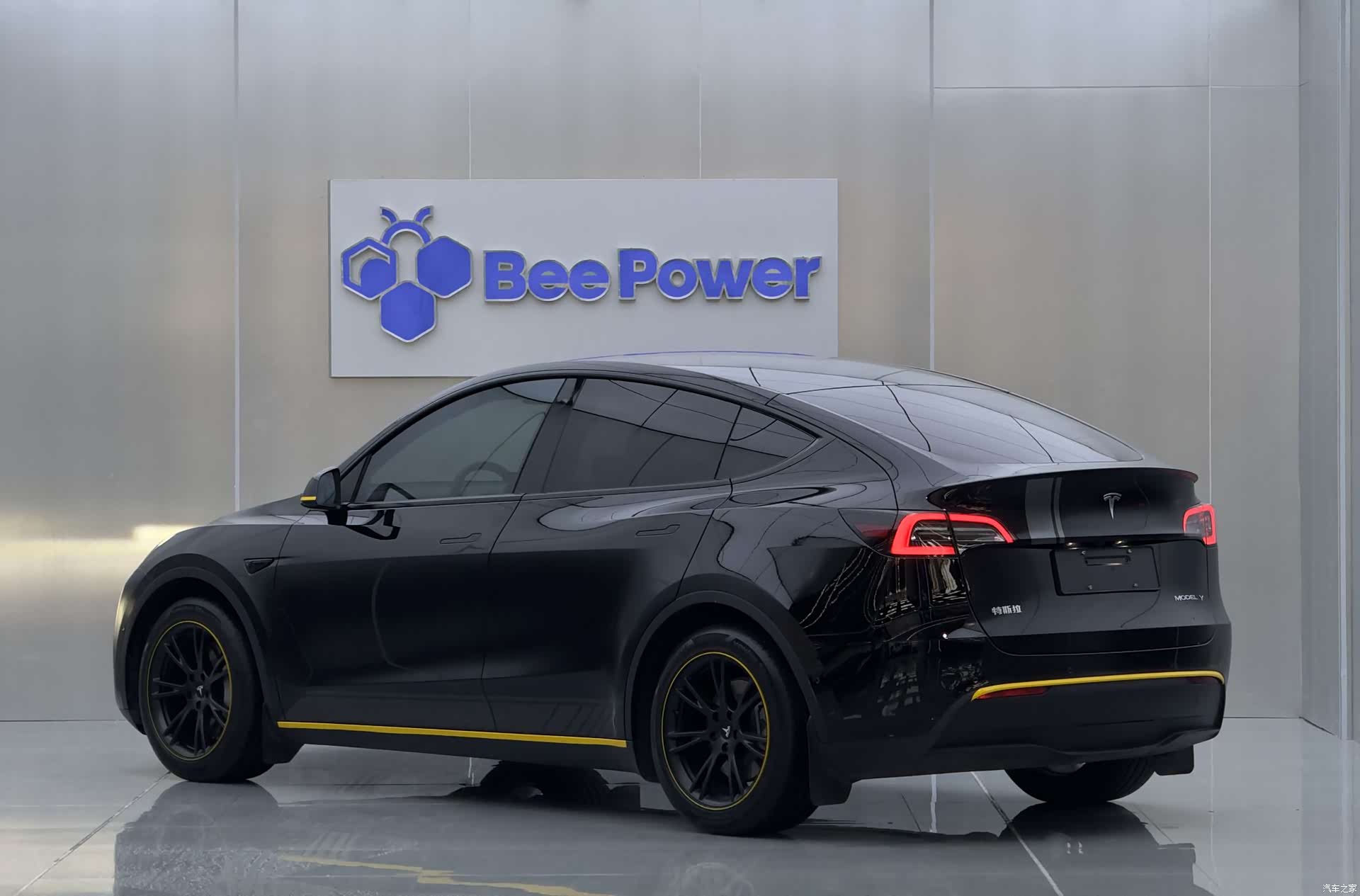 Tesla Model Y, 2022 6
