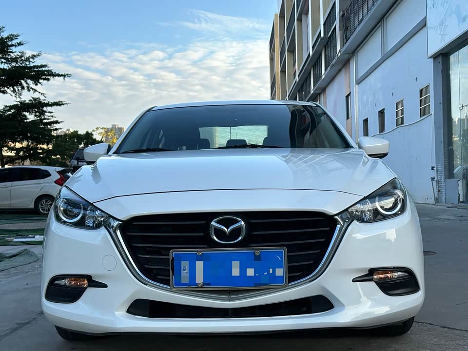 Mazda 3 Angkesaila
