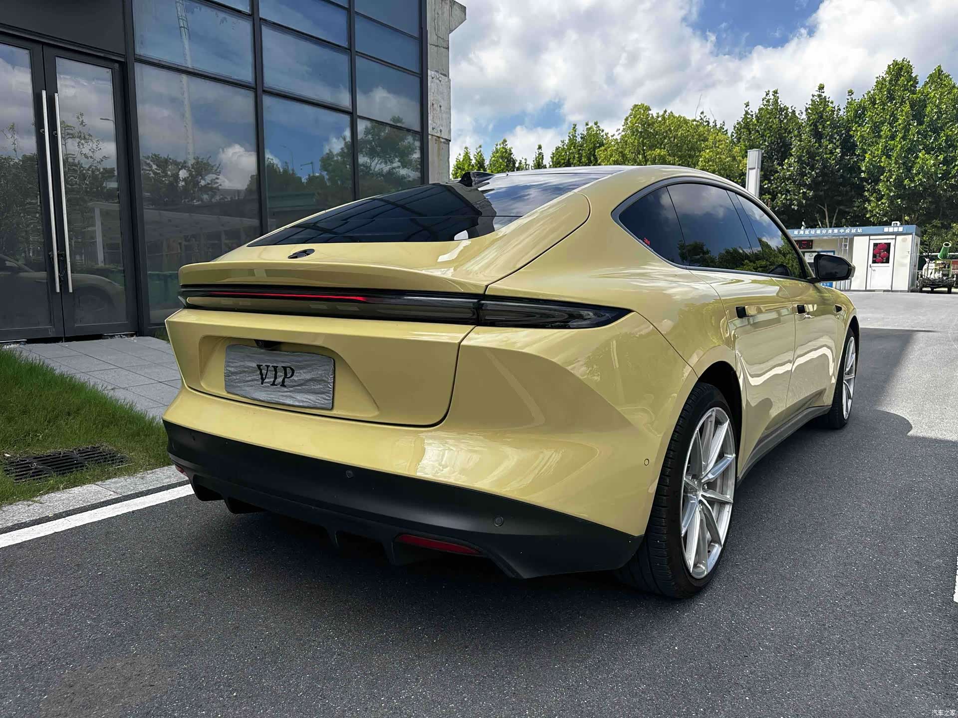 NIO ET5, 2023 9