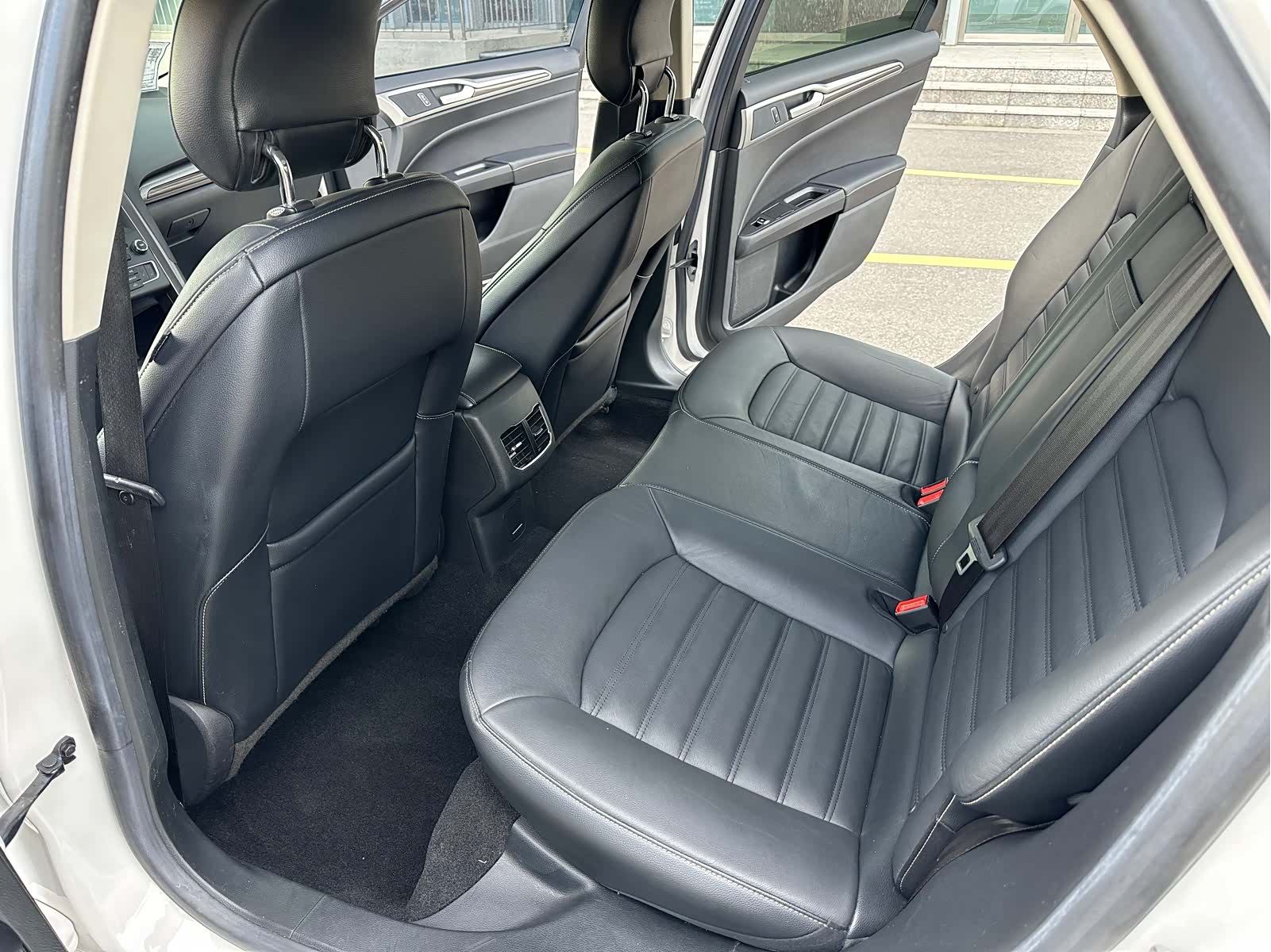 Ford Mondeo, 2017 7
