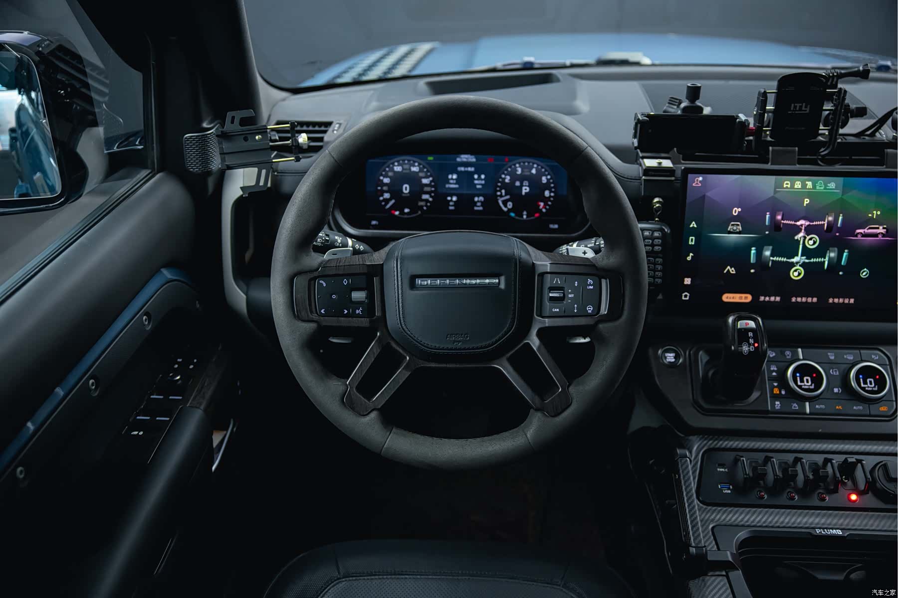Land Rover Defender, 2022 11