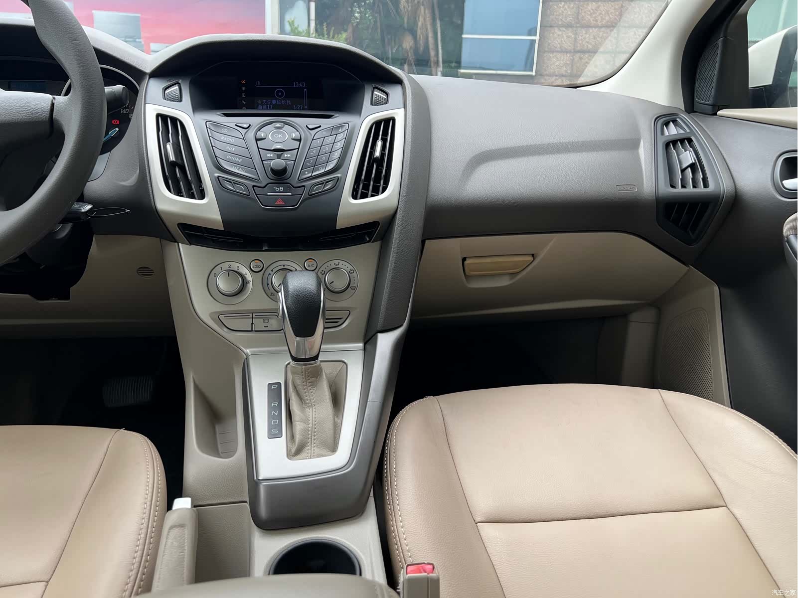Ford Focus, 2014 16