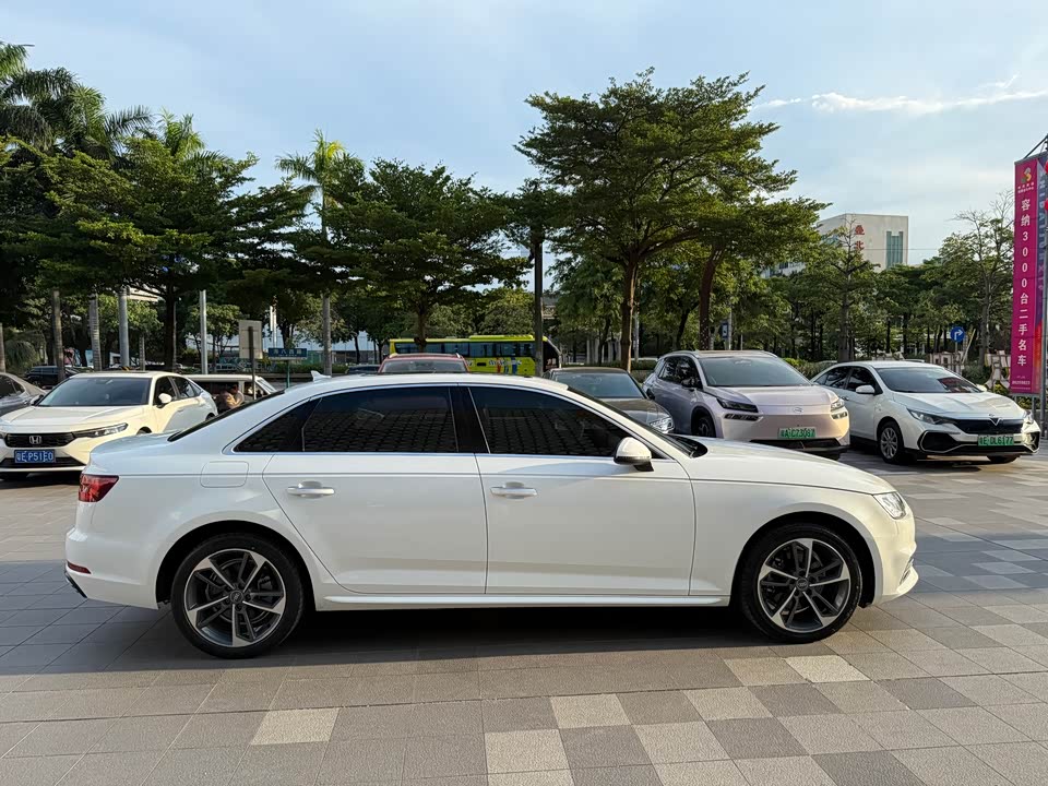 Audi A4L