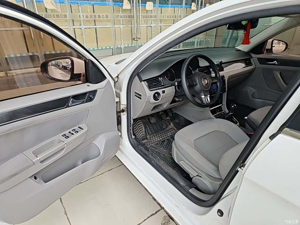 Volkswagen Bora, 2015 16