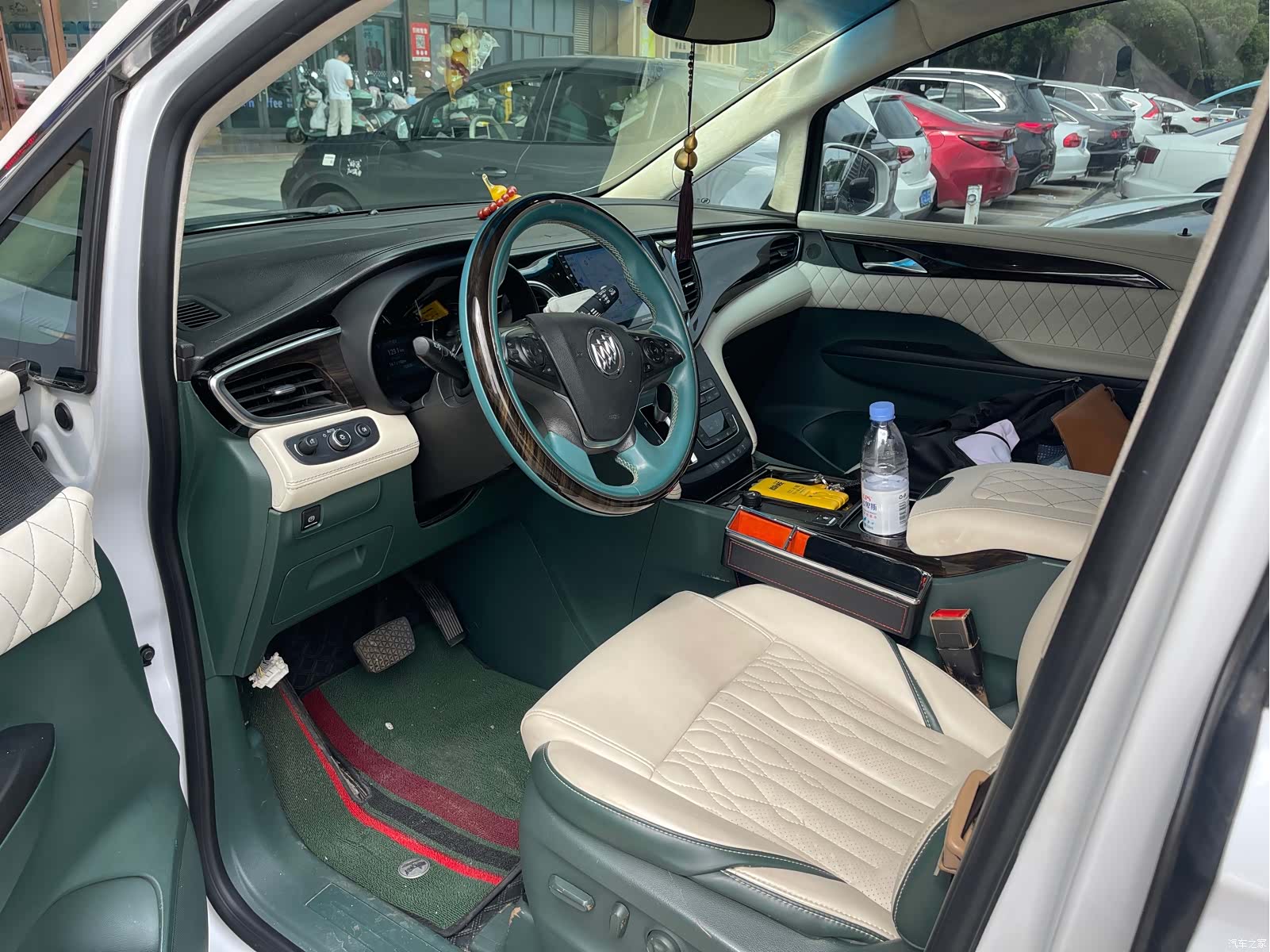 Buick GL8, 2017 3