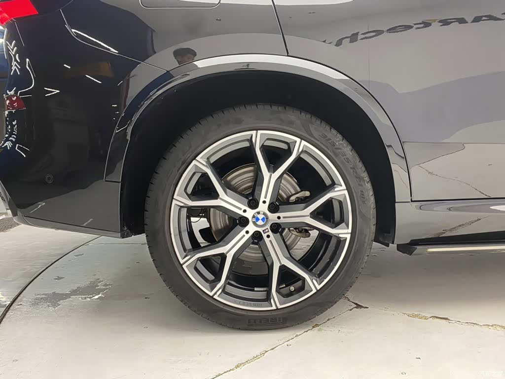 BMW X5, 2025 11
