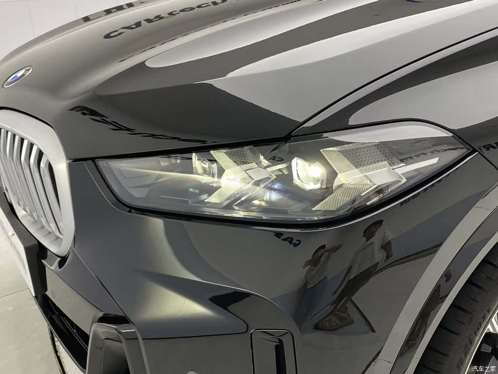 BMW X5, 2025 9
