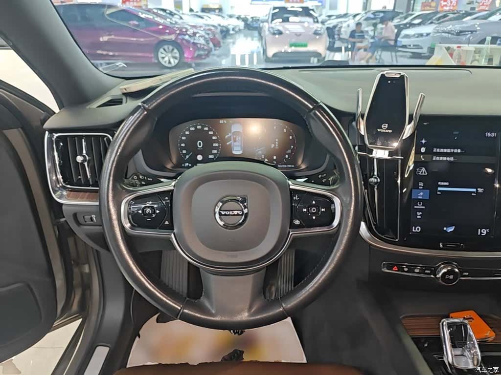 Volvo S60, 2022 11
