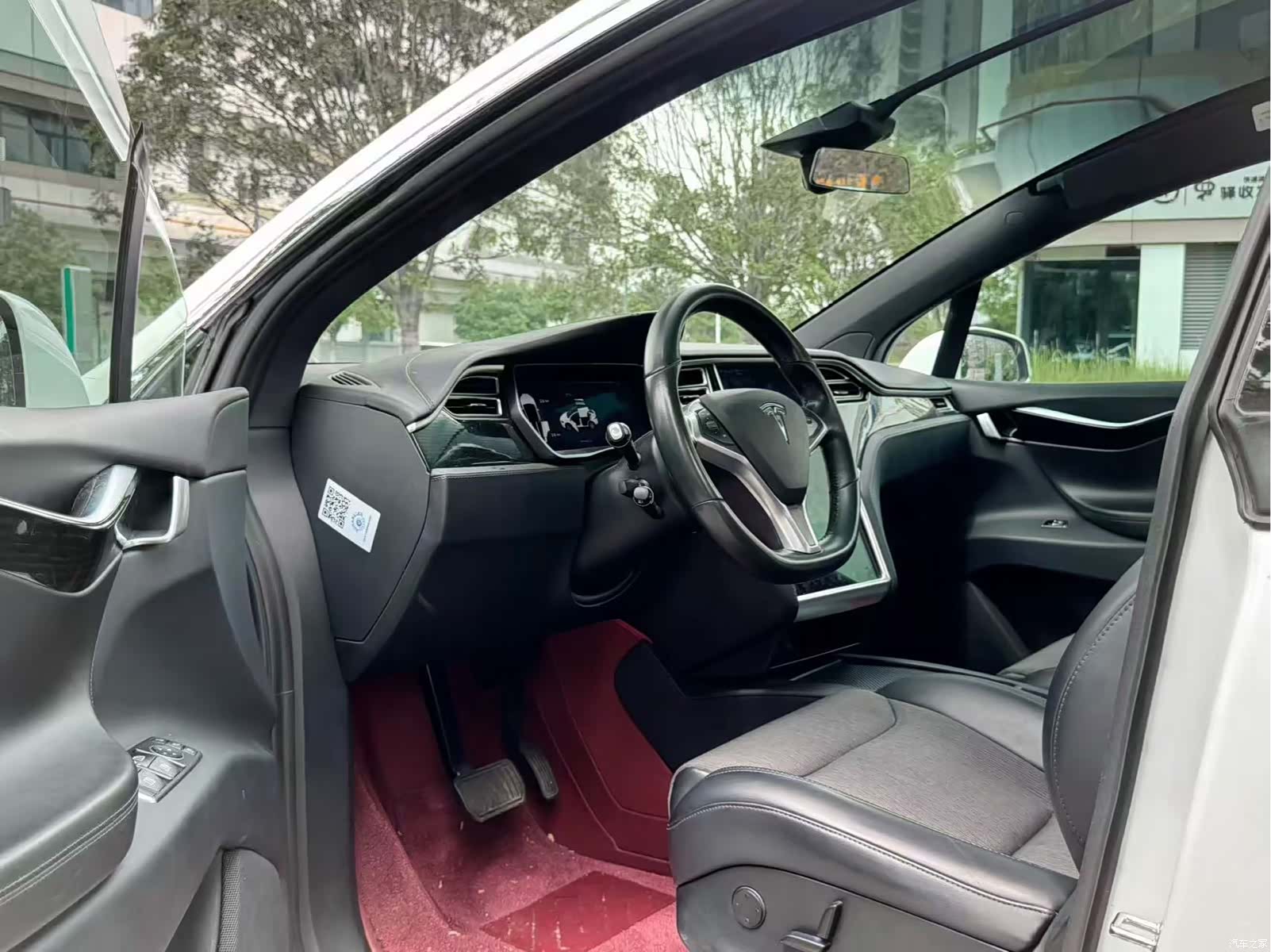 Tesla Model X, 2017 4