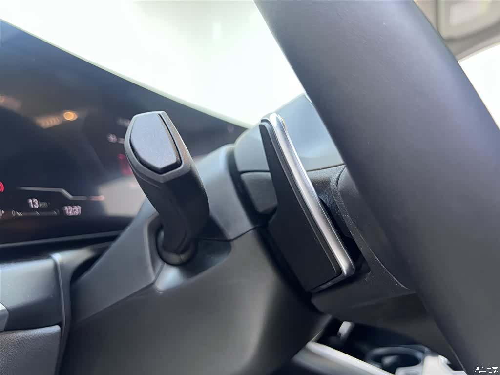 BMW 3 Series, 2023 6