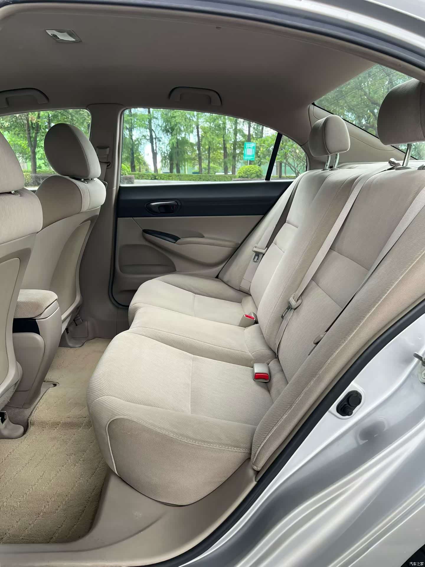 Honda Civic, 2011 9