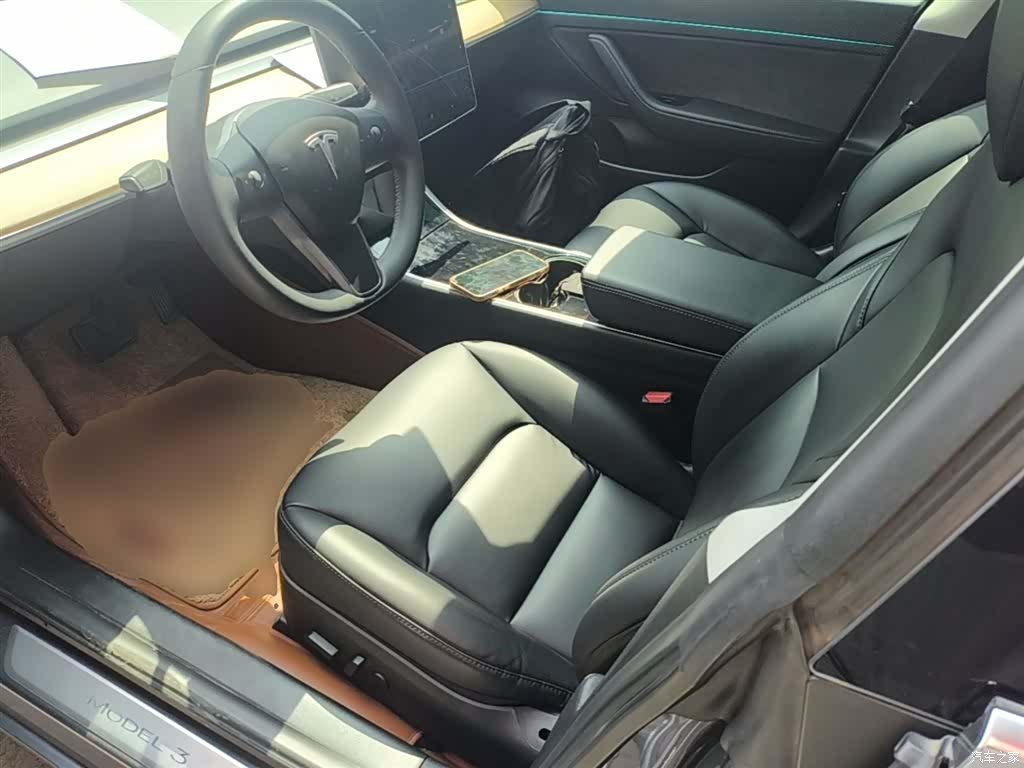 Tesla Model 3, 2020 15