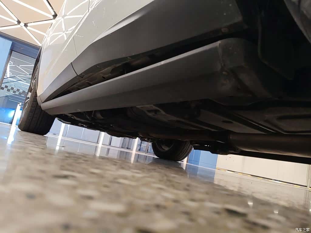 Lexus NX, 2015 18