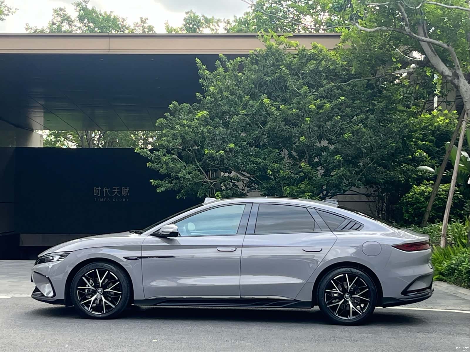 BYD Han, 2025 7