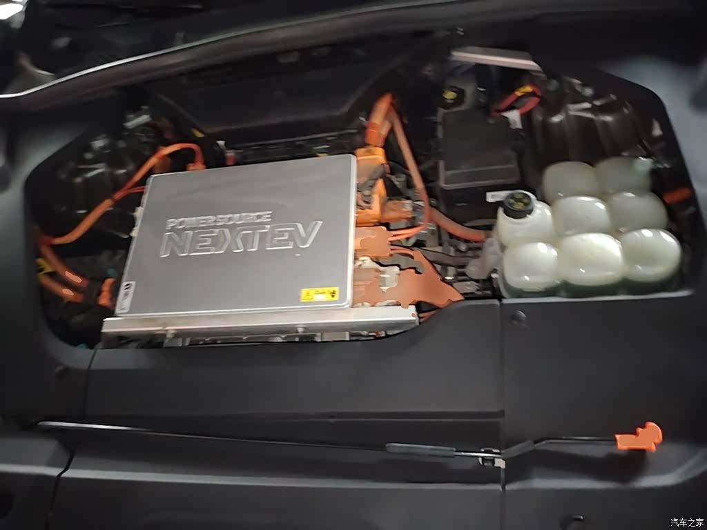 NIO ES8, 2021 20