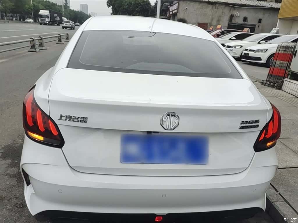 MG MG5, 2023 6