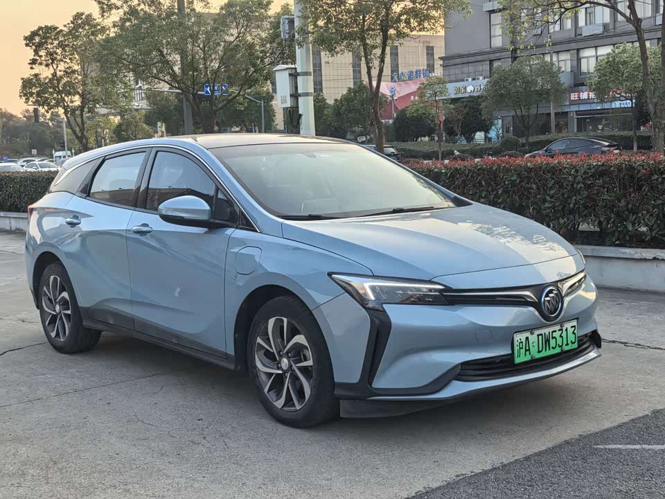 Buick Slightly blue 6