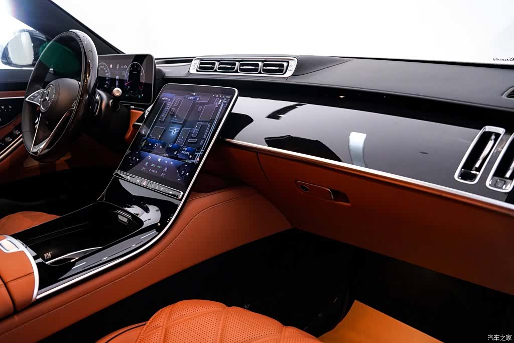 Maybach S-Class, 2024 25