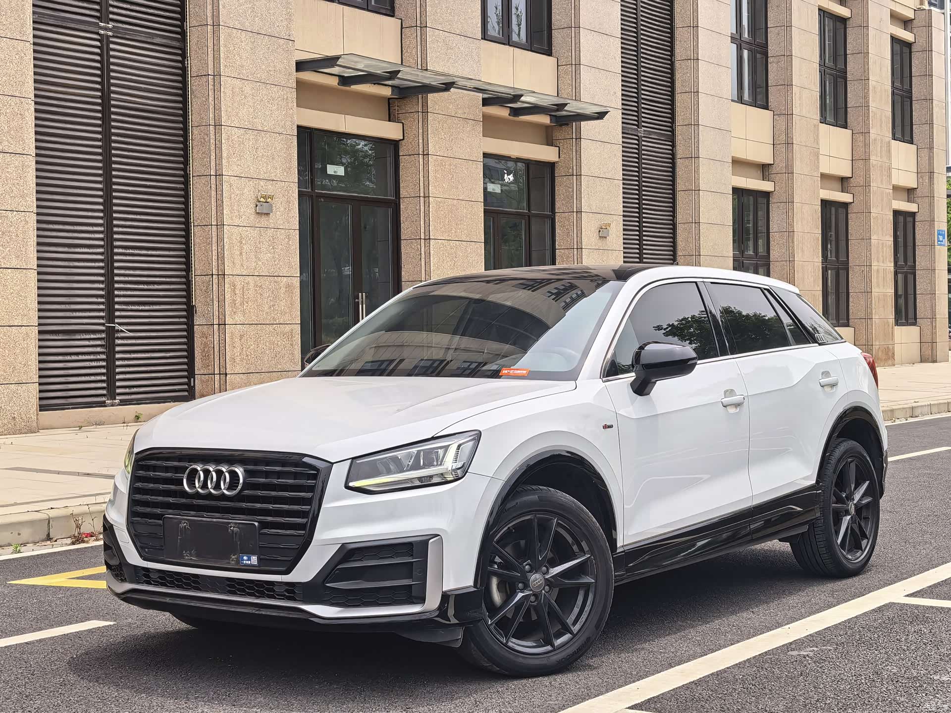 Audi Q2L, 2021 1