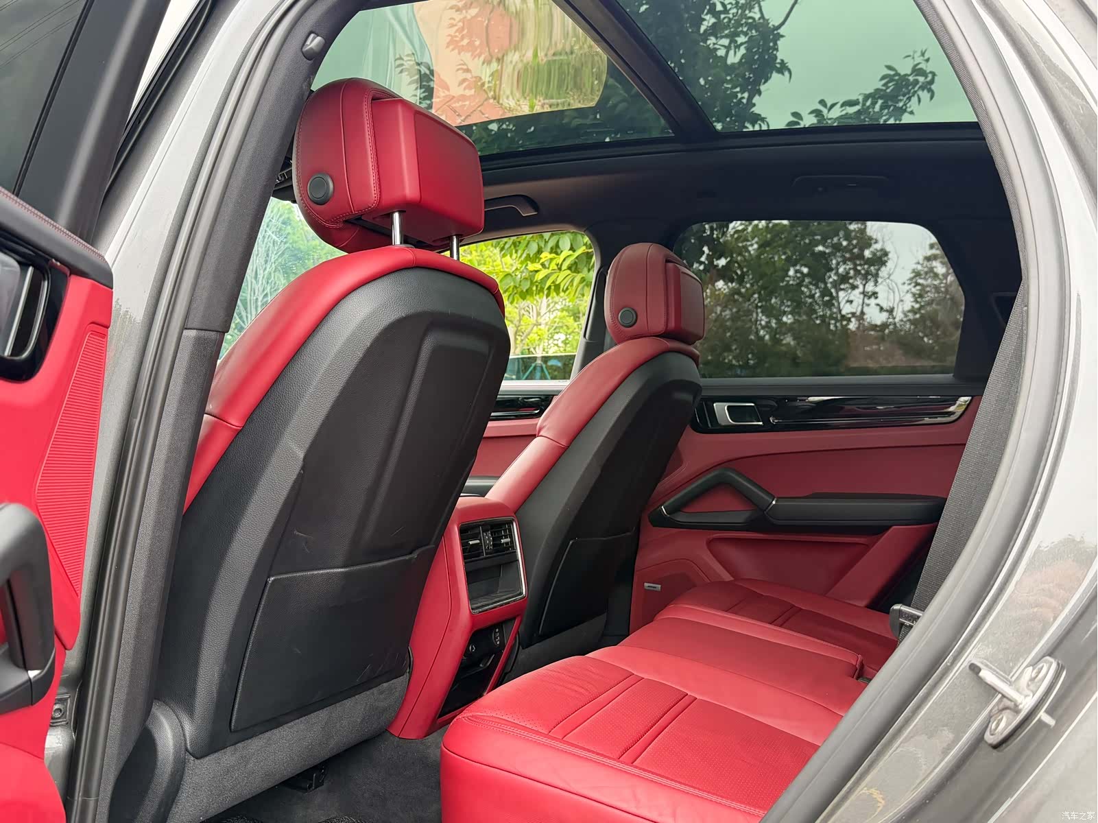 Porsche Cayenne, 2020 6