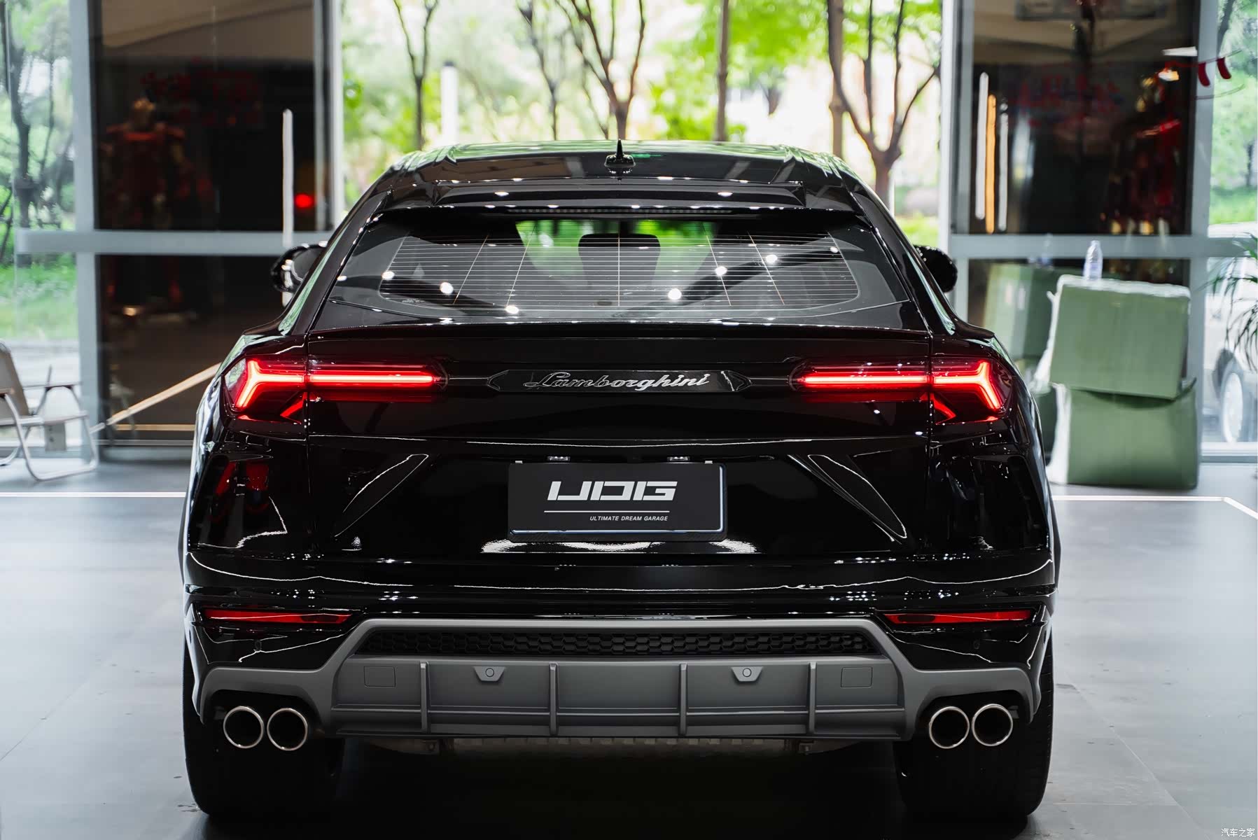 Lamborghini Urus, 2022 13