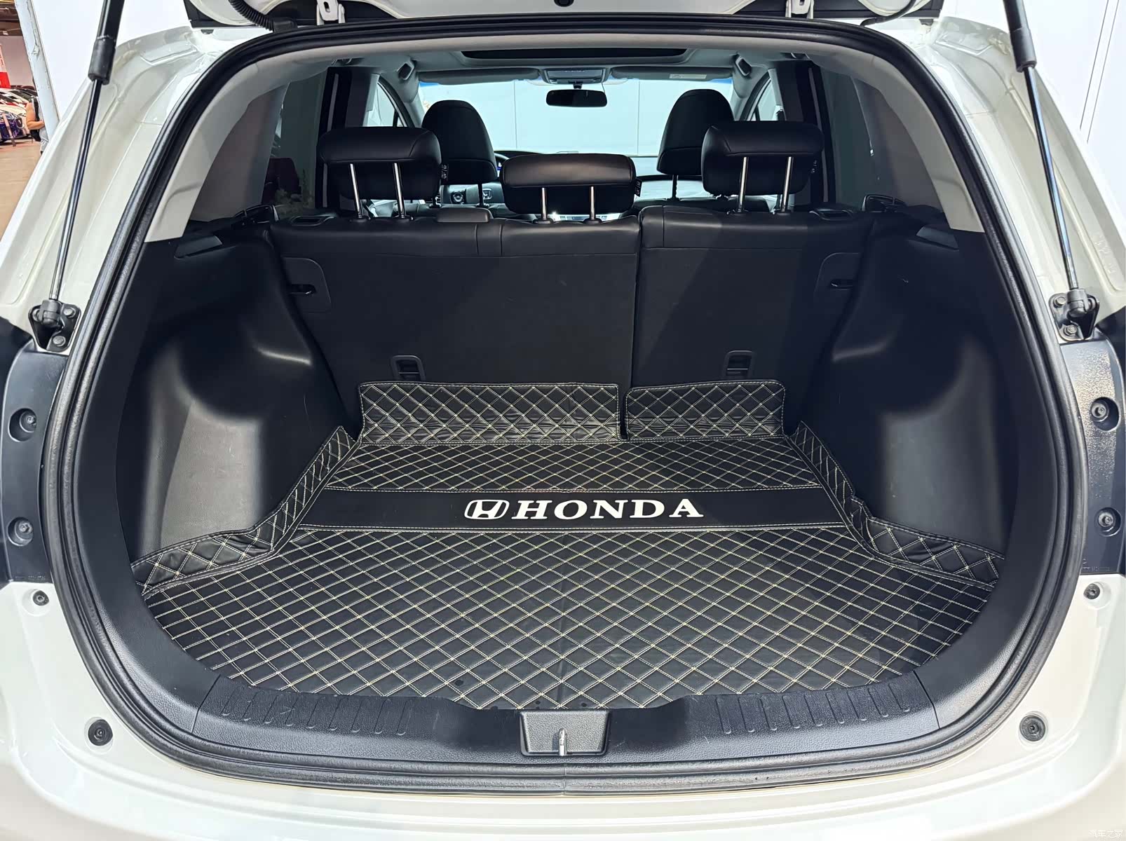 Honda Jade, 2019 23