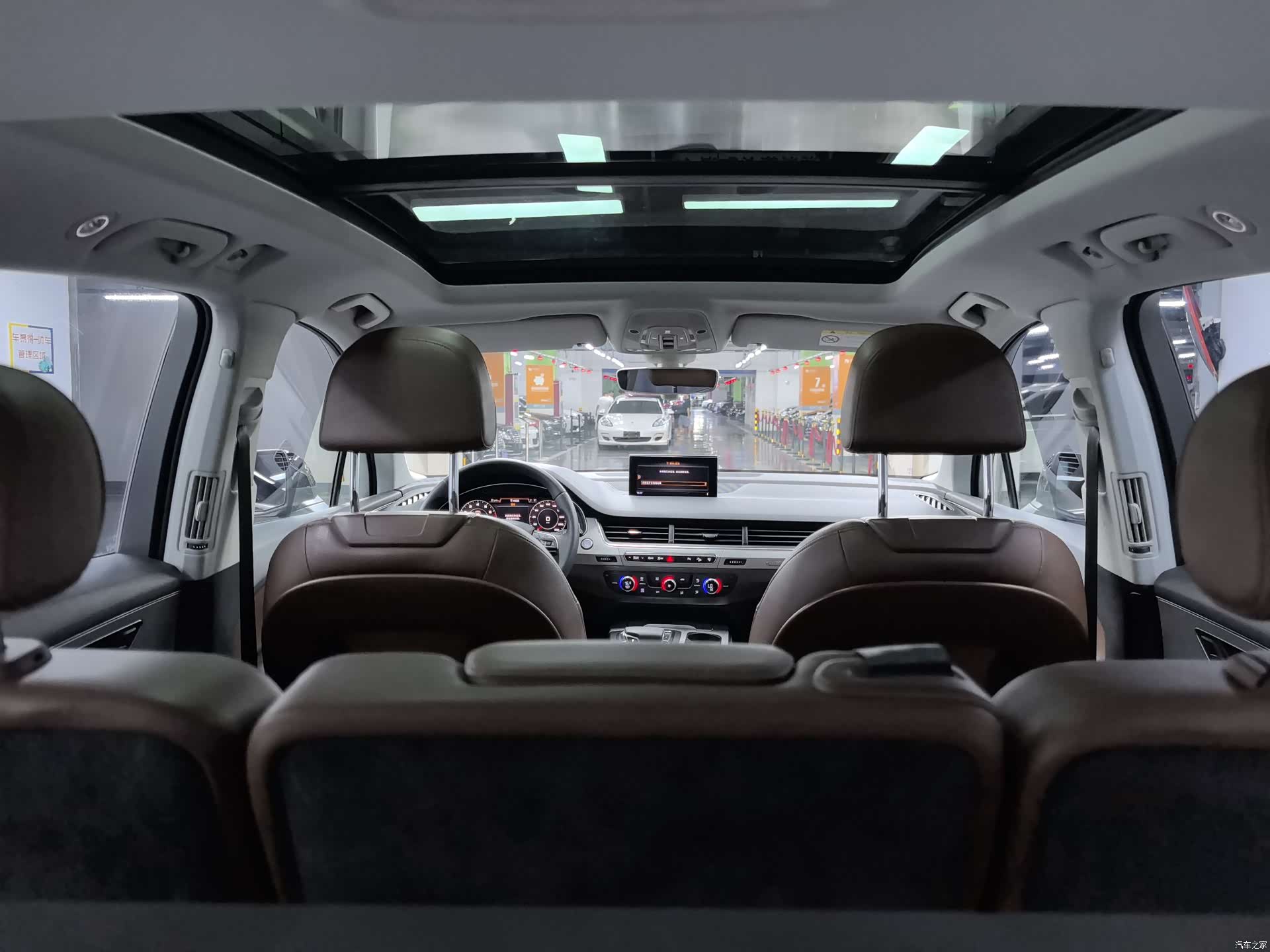 Audi Q7, 2016 12