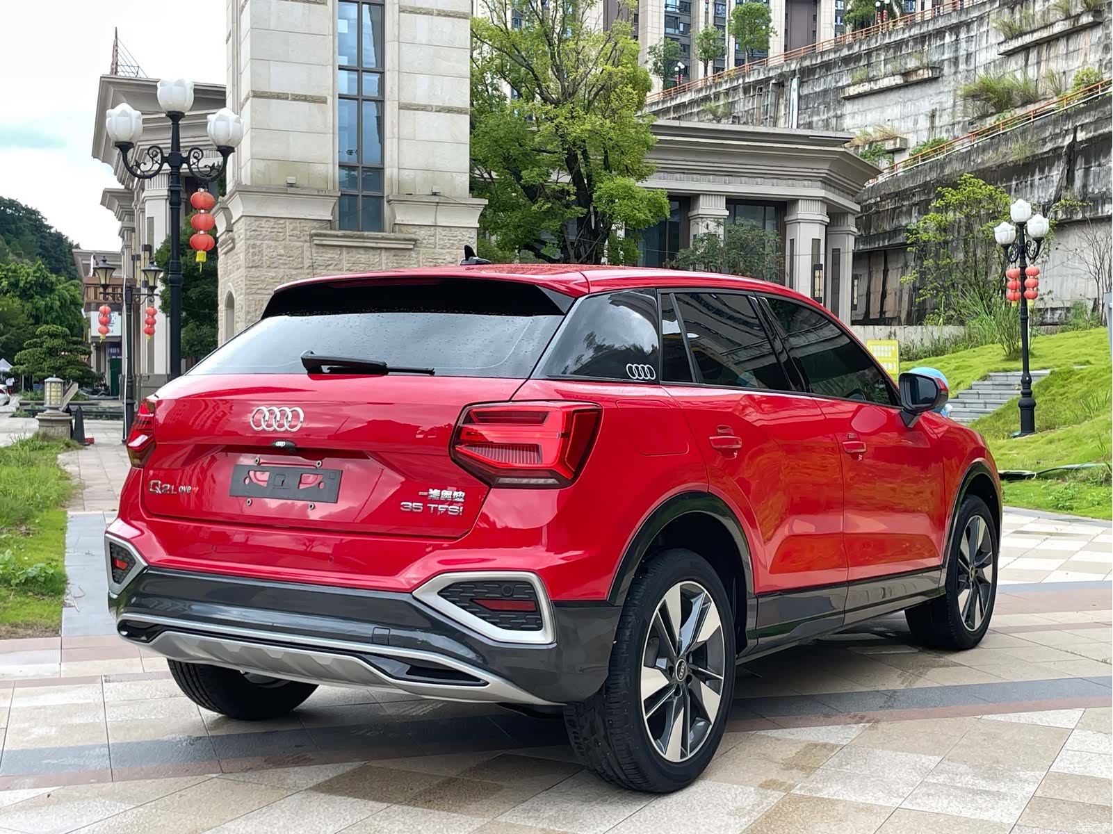 Audi Q2L, 2022 9