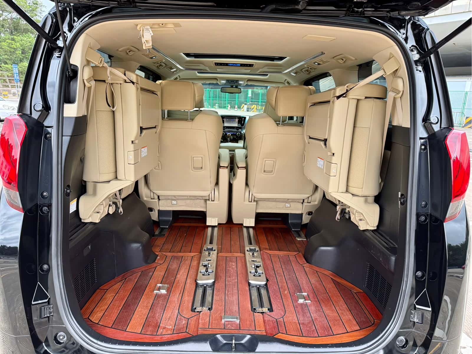 Toyota Alphard, 2017 13