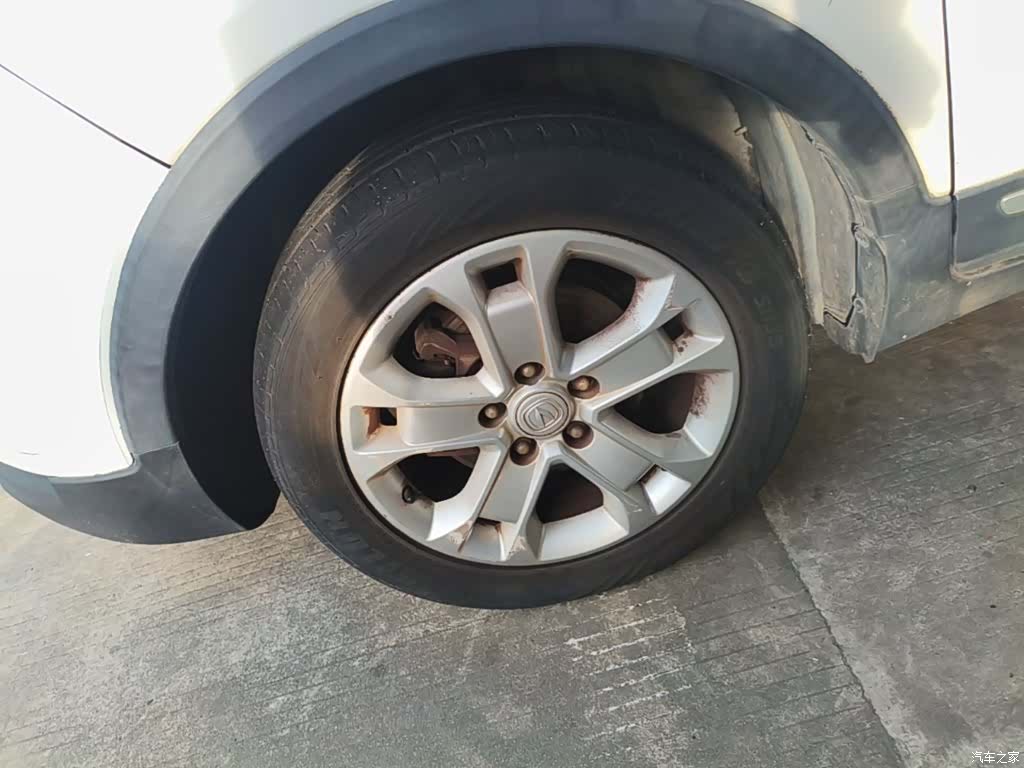 Changan CS15, 2016 23