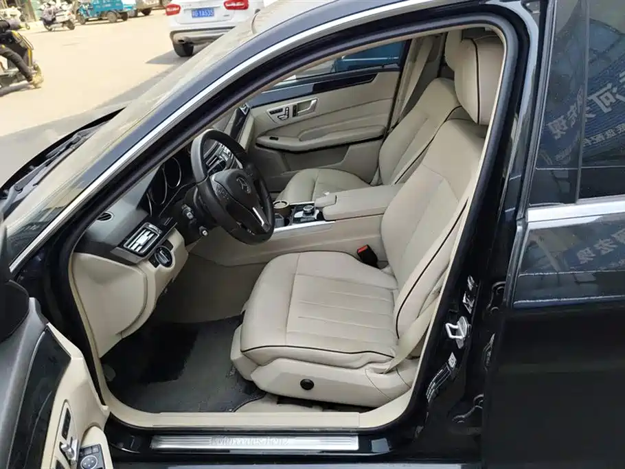 Mercedes-Benz E-class Mercedes-Benz E-class