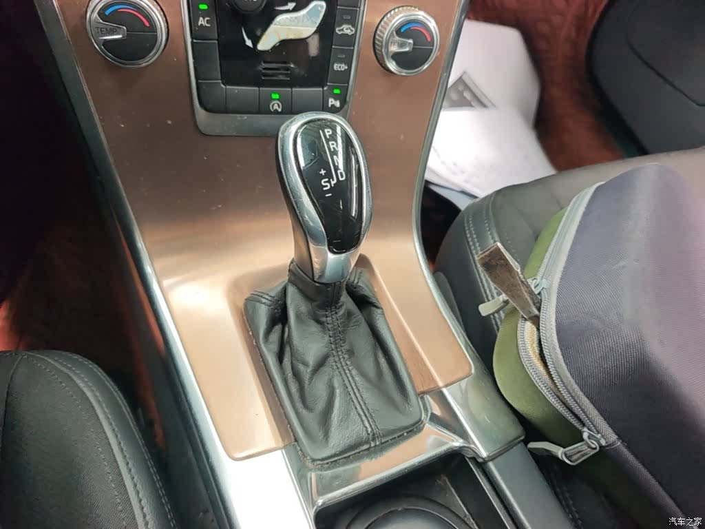 Volvo XC60, 2015 14