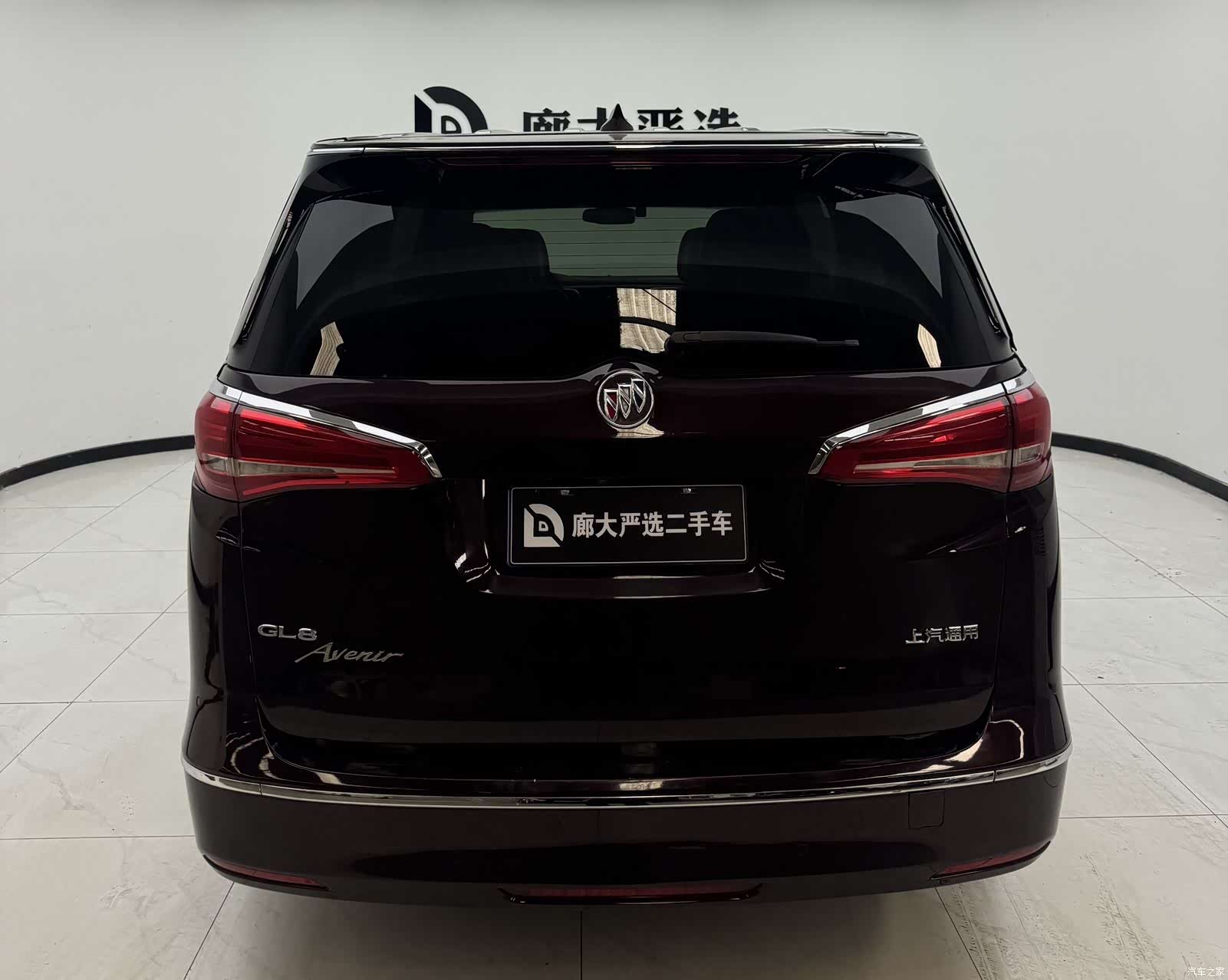 Buick GL8, 2017 4