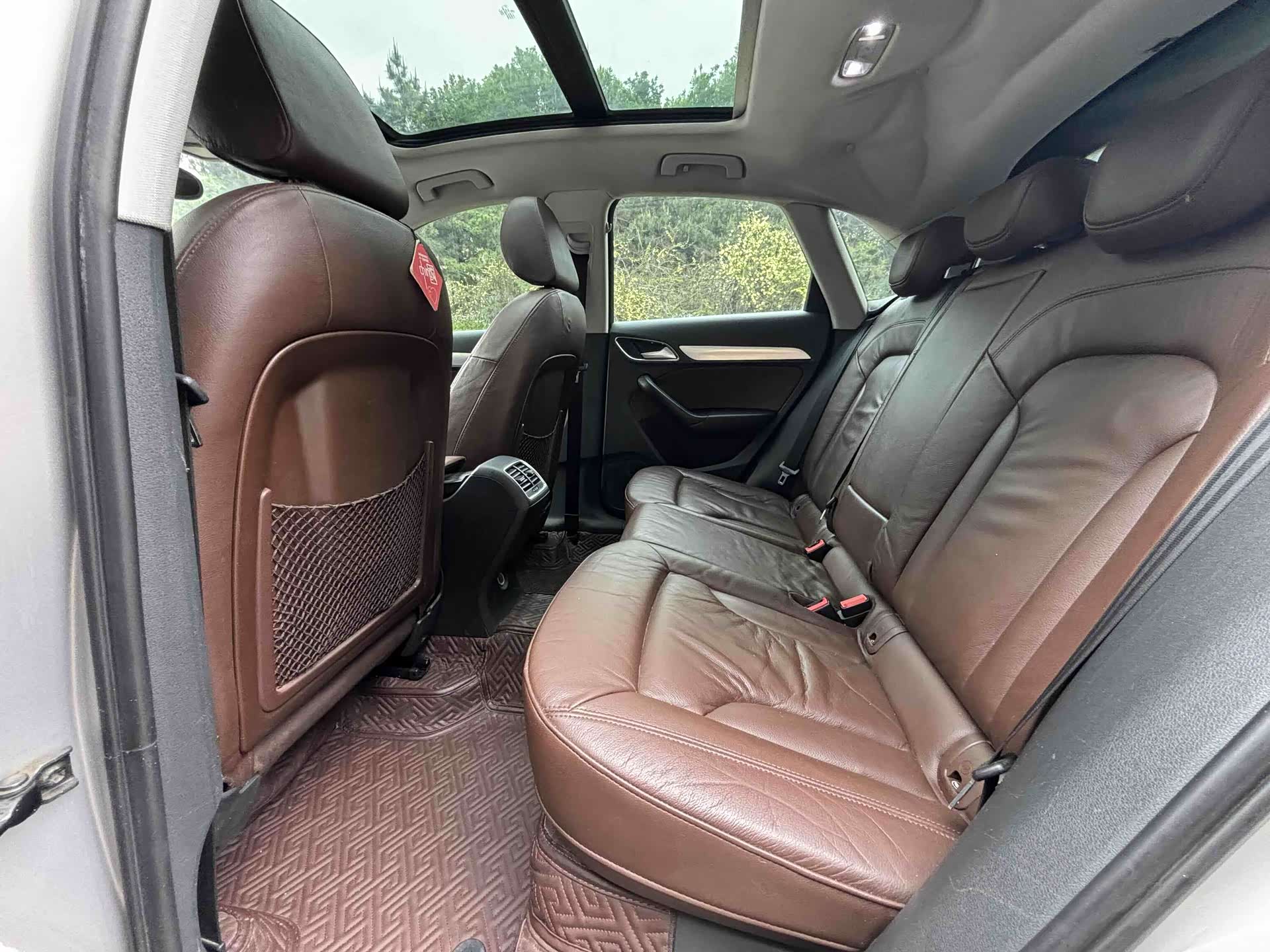 Audi Q3, 2013 8