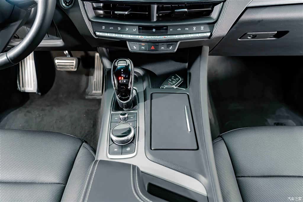 Cadillac CT5, 2022 12