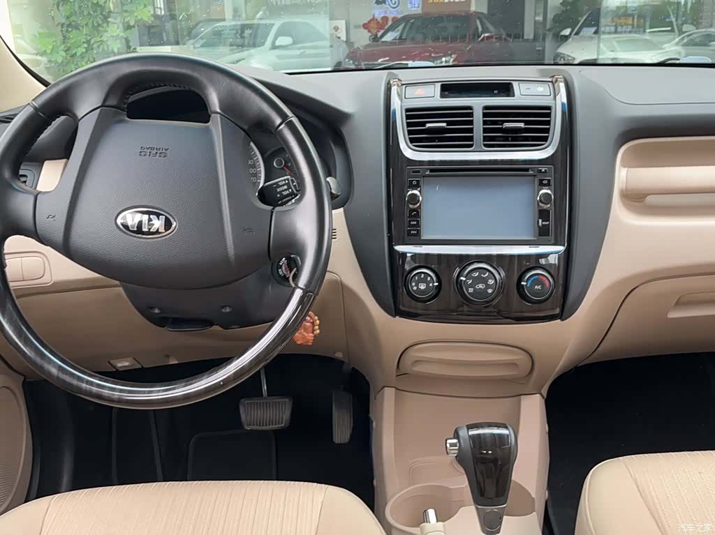Kia GL, 2016 11