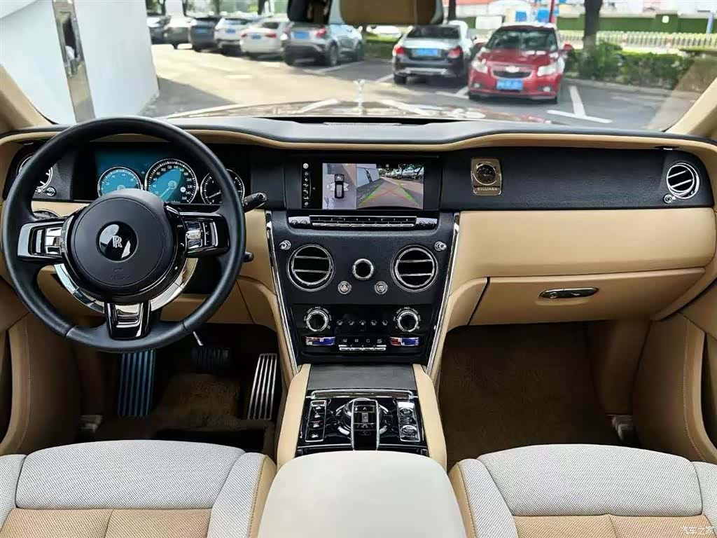 Rolls-Royce Cullinan, 2019 4