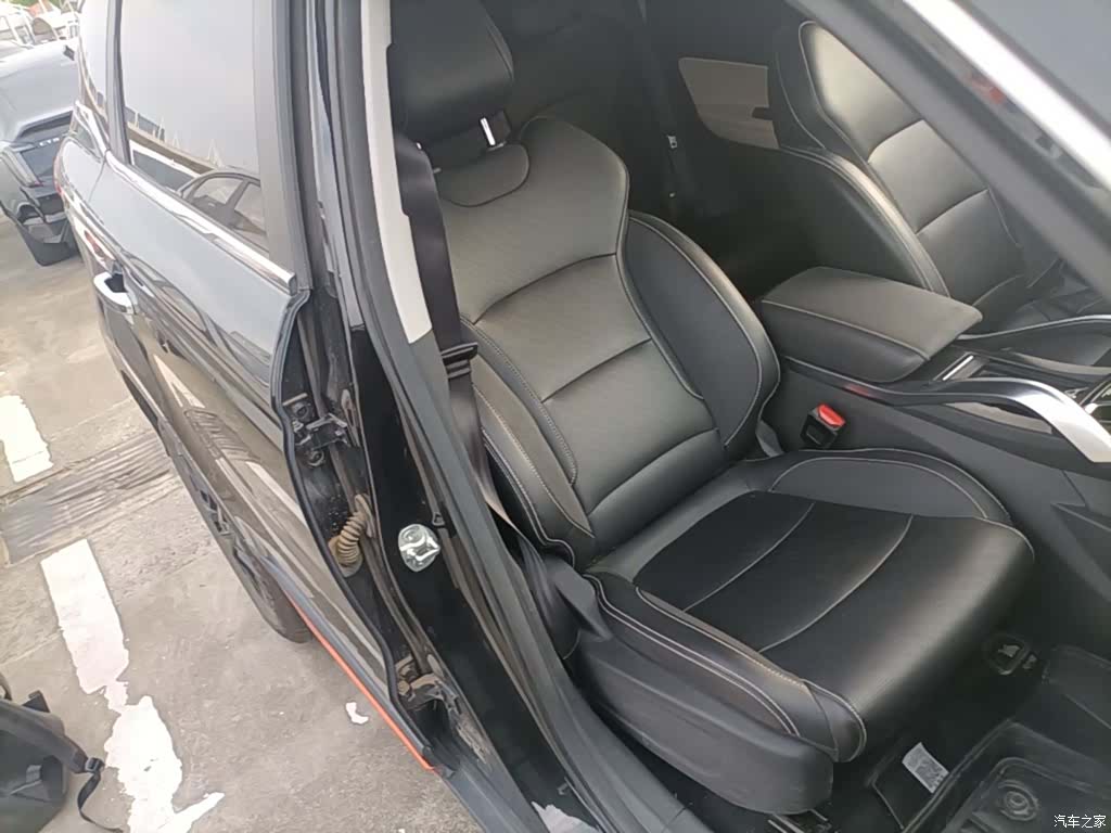 Geely Boyue, 2021 25