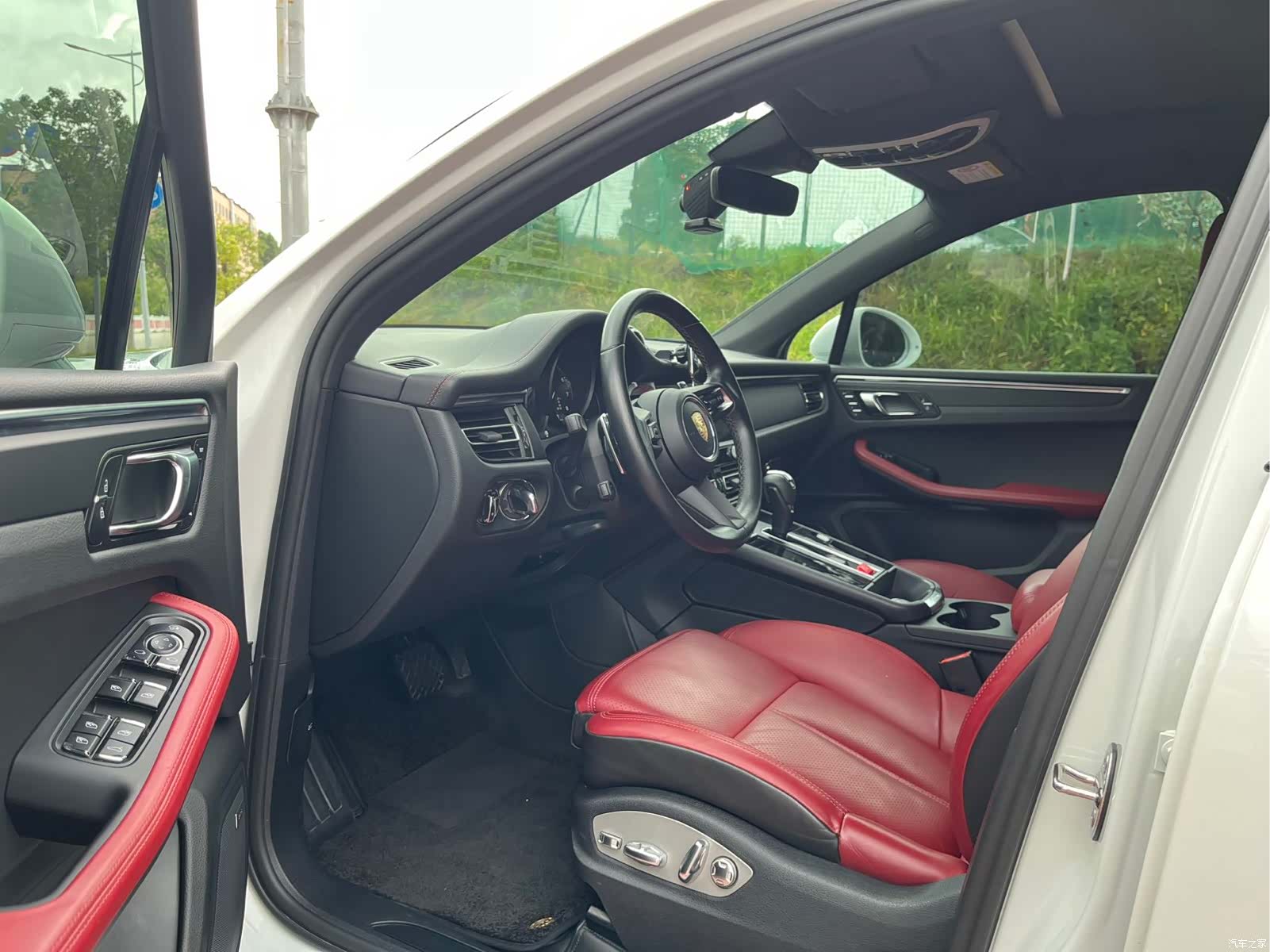 Porsche Macan, 2023 4