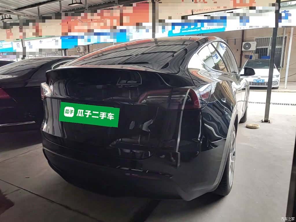 Tesla Model Y, 2023 7