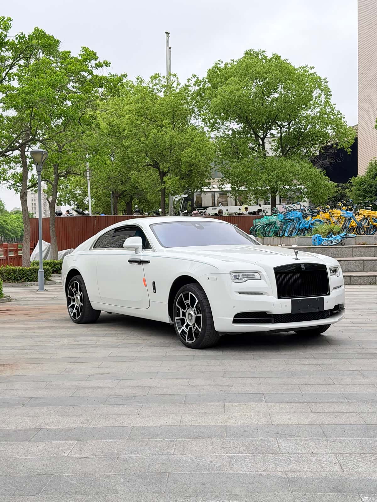 Rolls-Royce Wraith, 2021 3